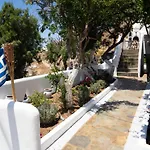 בית הארחה Zisis 3*