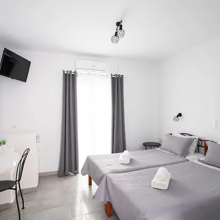 Zisis Πανσιόν 4*