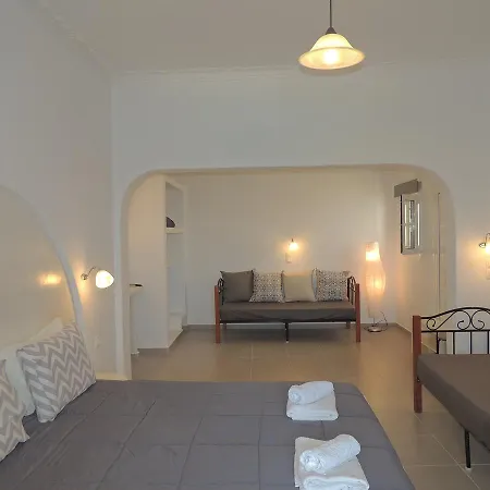 Zisis Agios Stefanos (Mykonos)