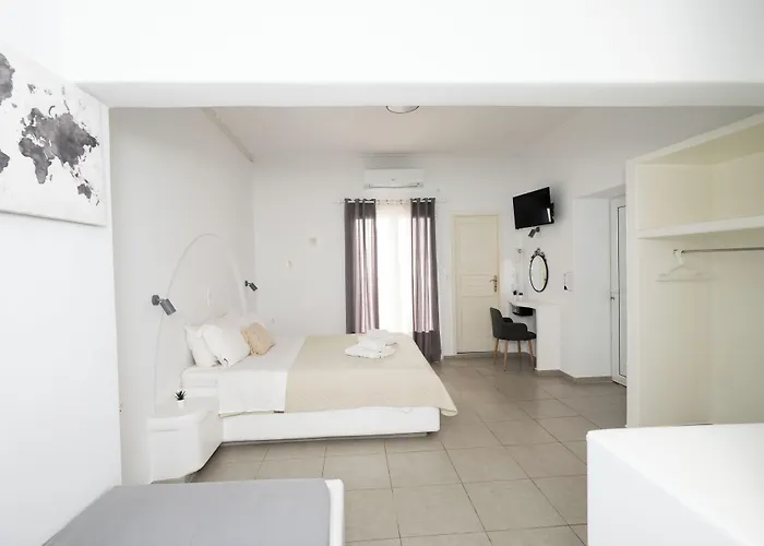 Zisis Agios Stefanos (Mykonos)