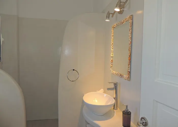 Zisis بيت ضيافة