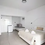 Zisis Gasthof Agios Stefanos (Mykonos)